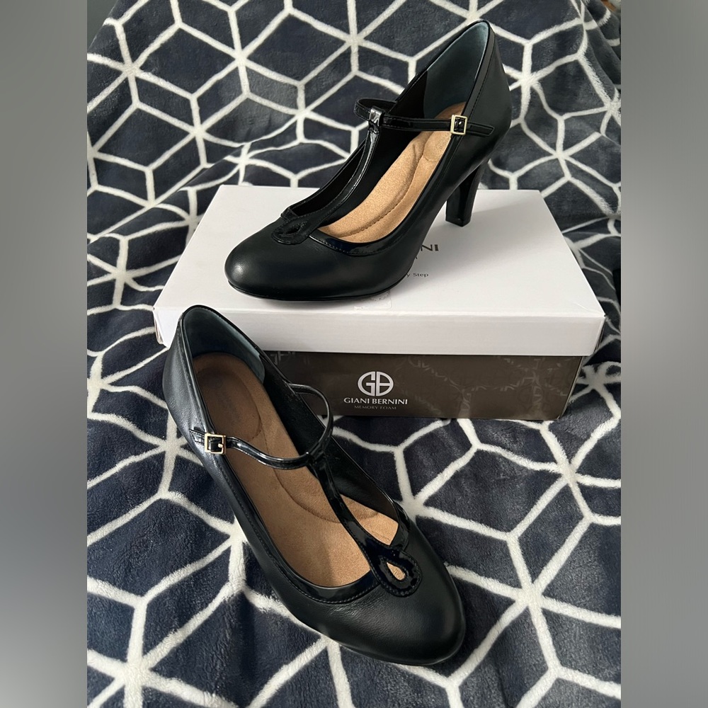 Giani Bernini high heals